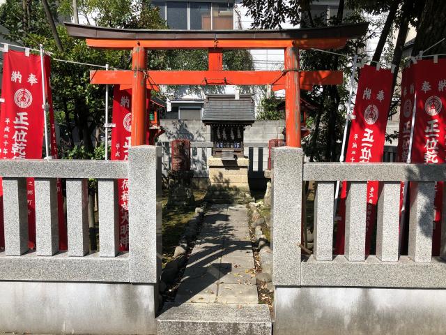 東京都墨田区押上2-17 乾徳稲荷神社の写真1