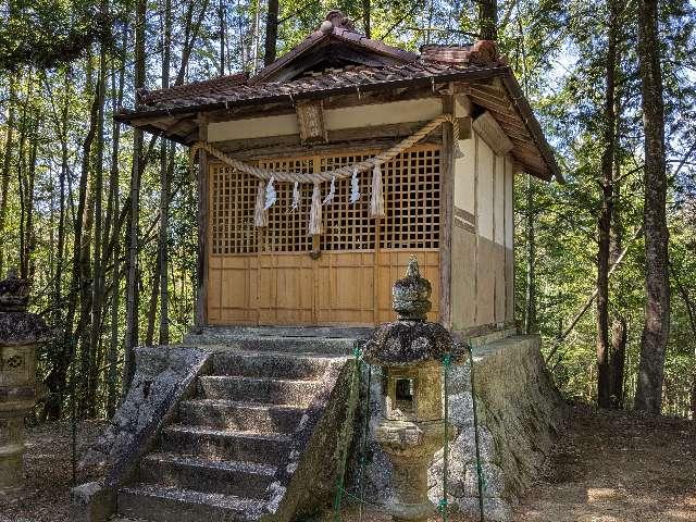 神明社の写真1