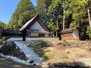 白山神社の参拝記録(黄金色の飴さん)
