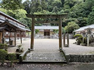 穴石神社の参拝記録(二代目無宿さん)
