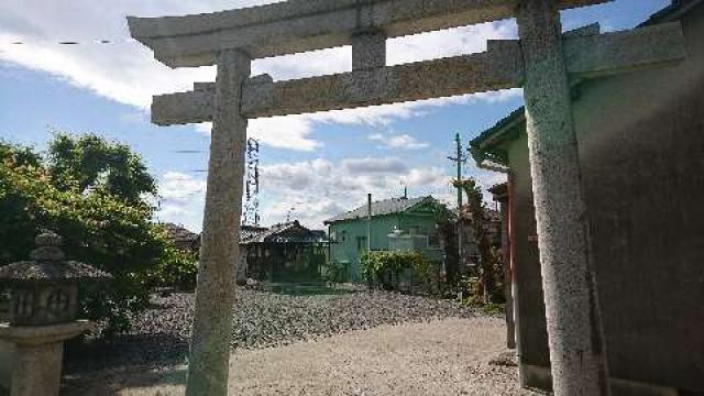 石占井神社の写真1
