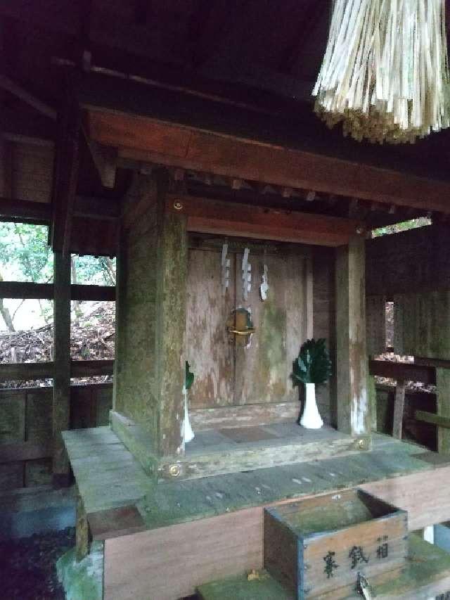京都府与謝郡与謝野町四辻上谷960 穴石神社の写真3
