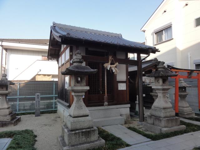 大阪府枚方市磯島元町5-7 八幡神社の写真1