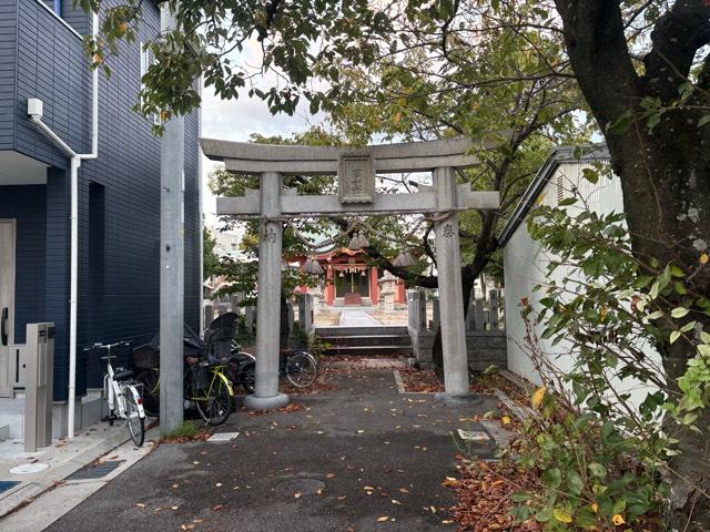 常松春日神社の写真1