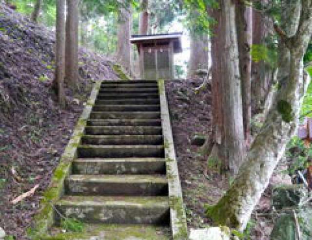 兵庫県養父市八鹿町石原1755-6 名草神社の写真1