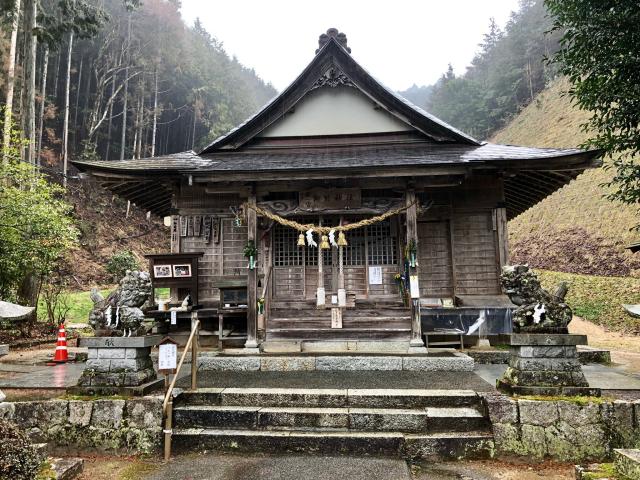 鳥取県八頭郡智頭町三吉475 河野神社の写真1