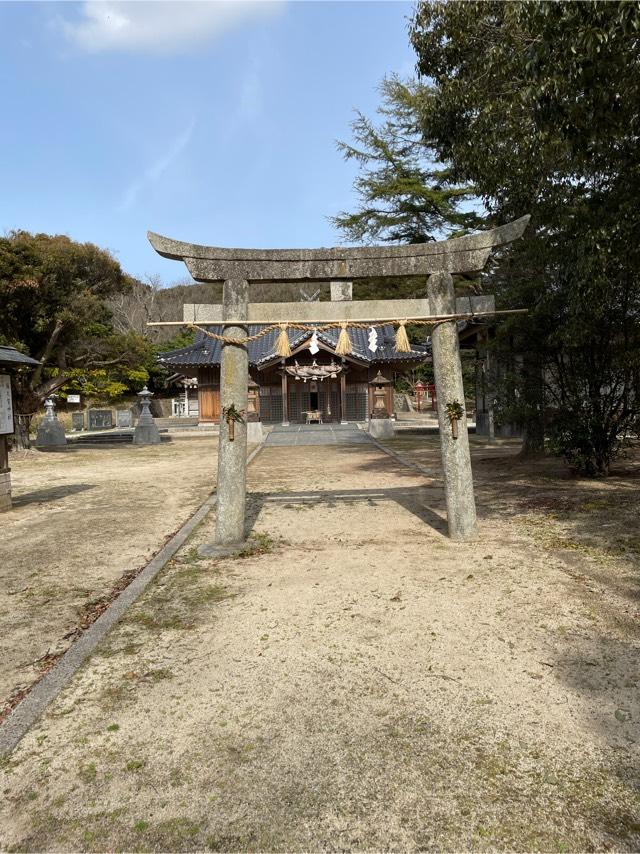 島根県出雲市湖陵町大池1302-1 弥久賀神社(彌久賀神社)の写真1