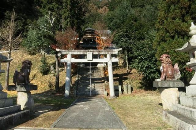於奠神社の写真1