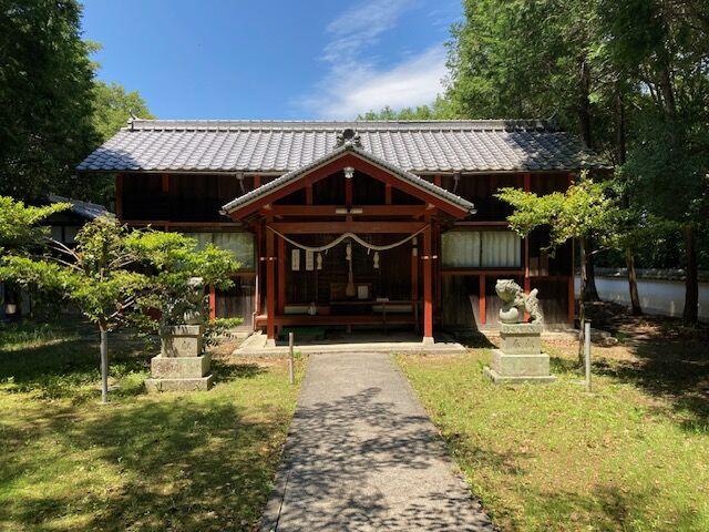 春日神社の写真1