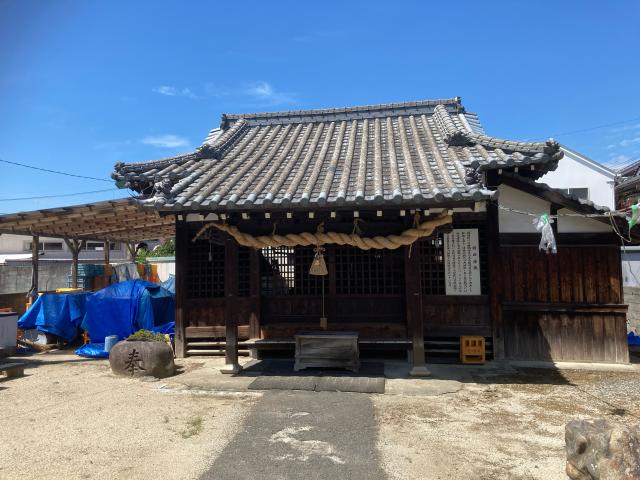 愛媛県松山市持田町字村南２２６番地 鎮守若宮社の写真1