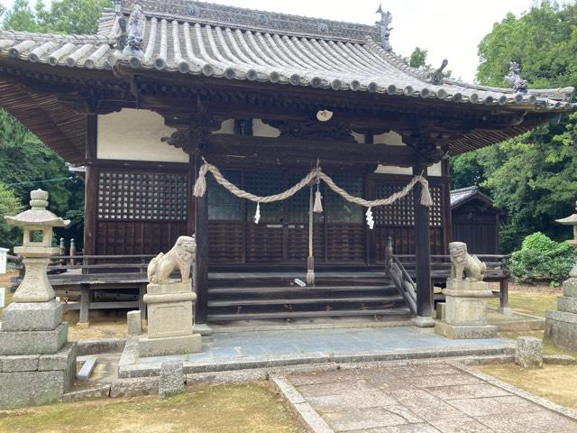 愛媛県松山市中島粟井１２３２番地 桑名神社（中島粟井）の写真1