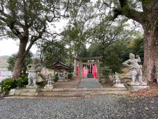 稲荷神社の参拝記録(よつばちゃんさん)