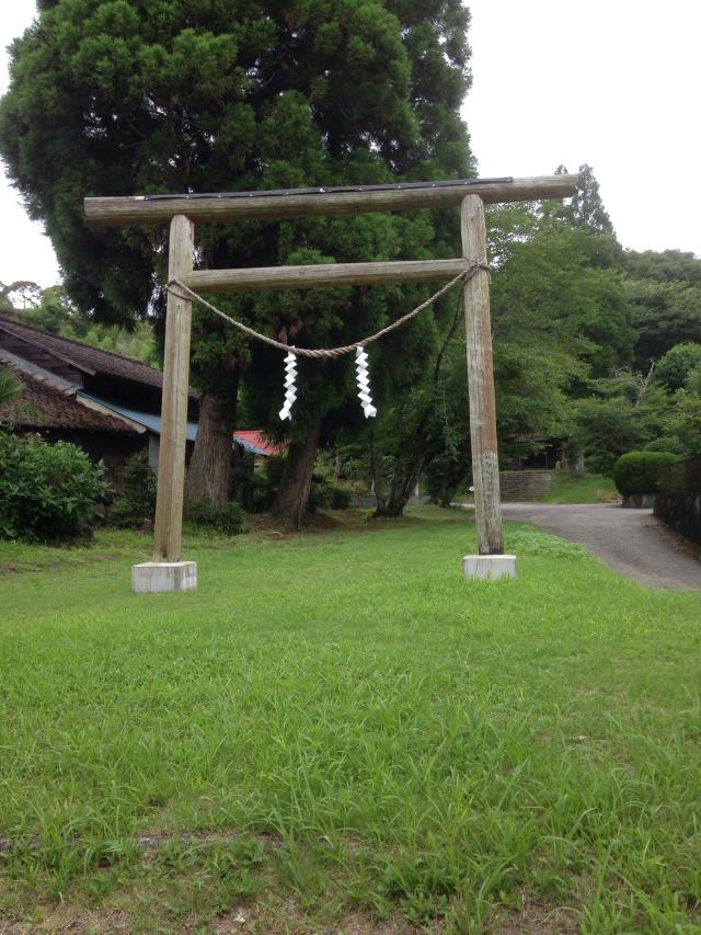 鹿児島県伊佐市大口白木14-1 熊野神社の写真1