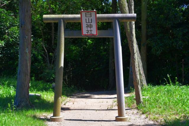滋賀県大津市森1丁目10 白山神社の写真1