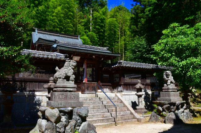 滋賀県大津市森3丁目8-1 八幡神社の写真1