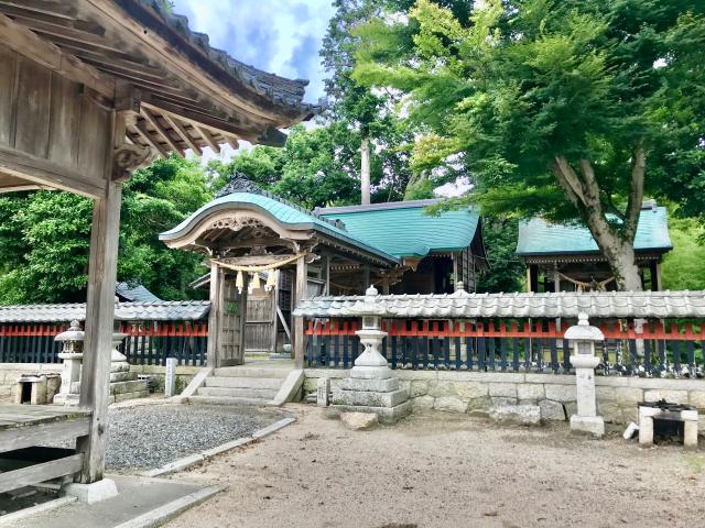 滋賀県高島市安曇川町川島615-1 阿志都弥神社の写真1