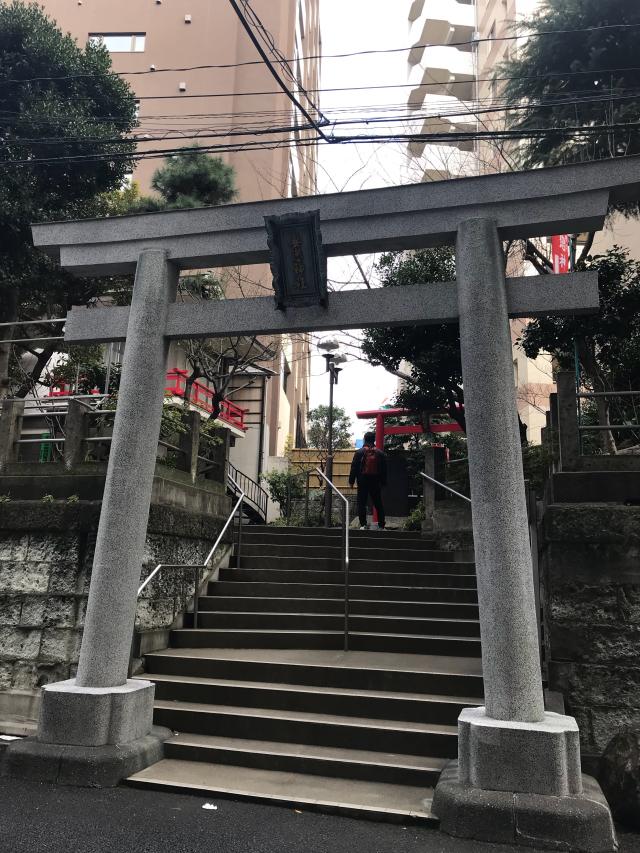 東京都文京区湯島3-2-6 妻戀神社の写真2