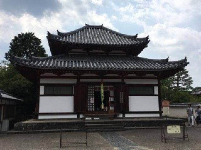 奈良県奈良市雑司町 東大寺 四月堂（三昧堂）の写真3