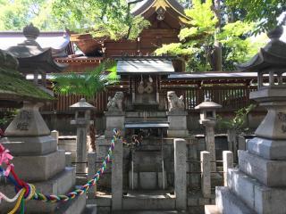 神御衣神社（若宮八幡社末社）の参拝記録(じゃすてぃさん)