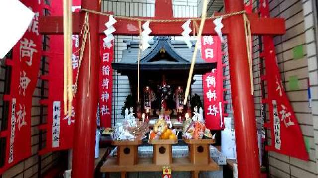 東京都中央区銀座3-8-12 朝日稲荷神社の写真1