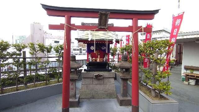 東京都中央区銀座3-8-12 朝日稲荷神社の写真3