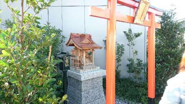東京都中央区銀座6-10-1 靍護稲荷神社の写真1