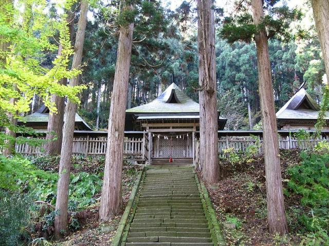 福島県喜多方市慶徳町新宮字熊野2258 新宮熊野神社の写真1