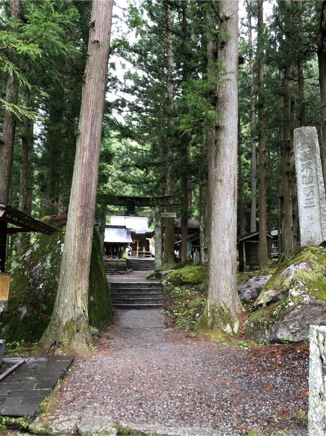 山梨県北杜市白州町白須8884-1 甲斐駒ヶ岳神社の写真6