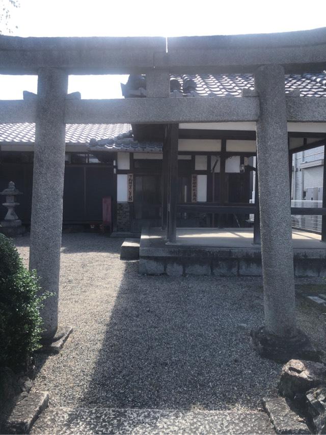 滋賀県栗東市下鈎763 額田部神社の写真2