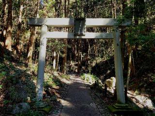 恵利原の水穴(天の岩戸)の参拝記録(まーくんさん)