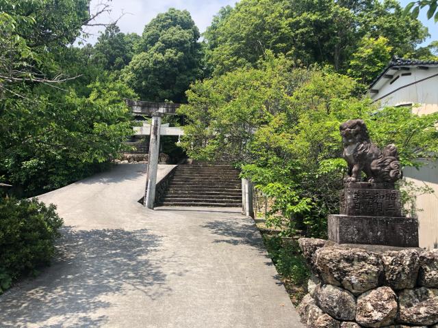 高知県高知市薊野中町８−３０ 掛川神社の写真3