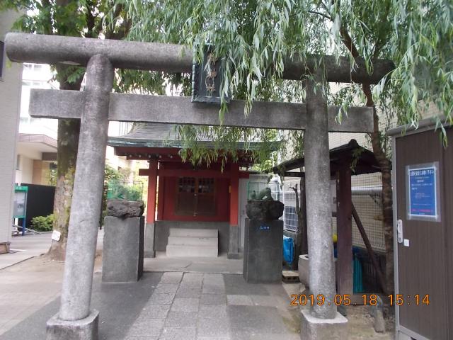 東京都港区芝3-12-19 柳神社の写真2