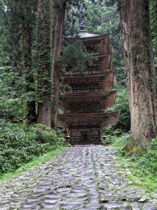 千憑社(羽黒山五重塔)の参拝記録(たこやきさん)