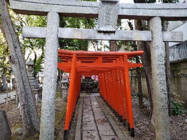 愛知県名古屋市中区栄3-35-30 連理稲荷神社（若宮八幡社 境内社）の写真2