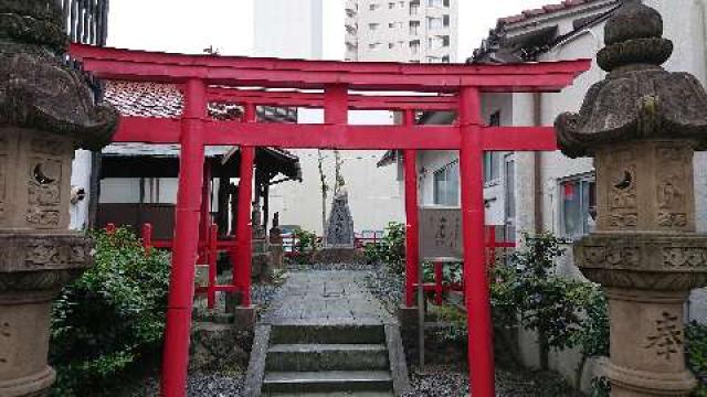 鳥取県鳥取市栄町635 尾白稲荷神社の写真1
