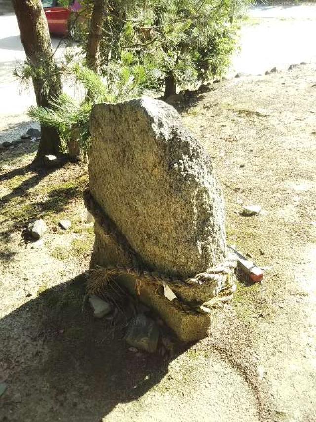 奈良県天理市中山町 歯定神社の写真4