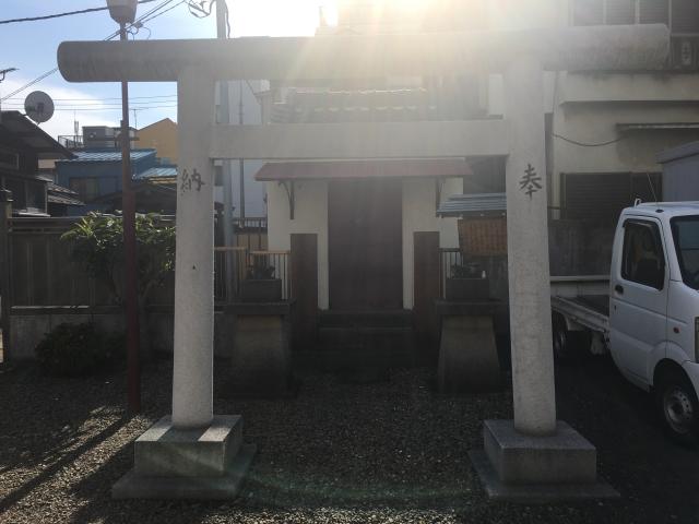 東京都品川区南品川4-4-2 海蔵寺寳蔵稲荷神社の写真1