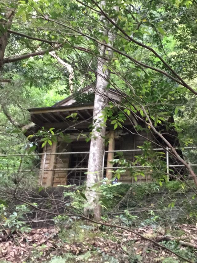 伊吹戸主神社の写真1