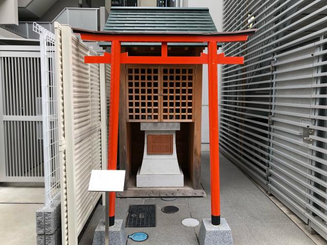 東京都中央区日本橋本町4-4 両社稲荷神社の写真1