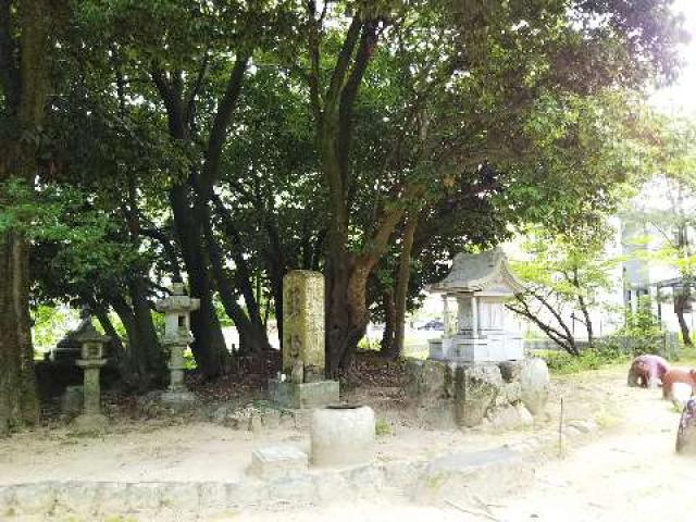 奈良県天理市櫟本町2421 柿本神社(櫟本町)の写真1