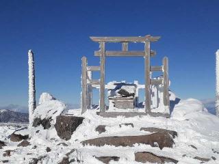車山神社の参拝記録(三毛猫さん)