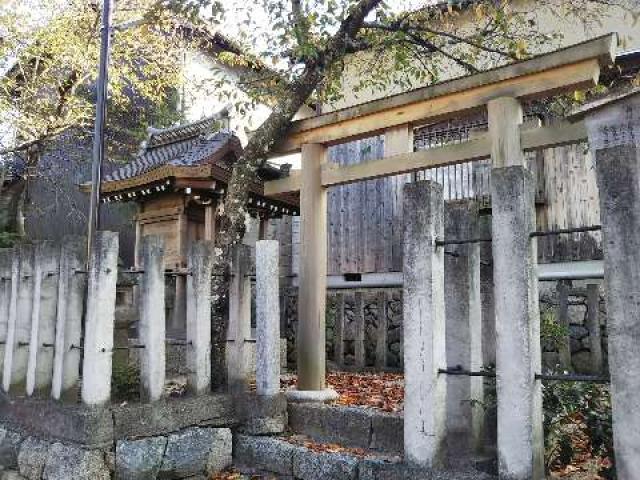 奈良県天理市布留町246 恵比須神社の写真1