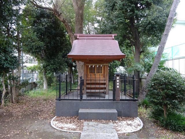 東京都江戸川区松本2-35 諏訪神社の写真1