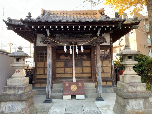 東京都足立区足立4-35-10 氷川神社の写真1