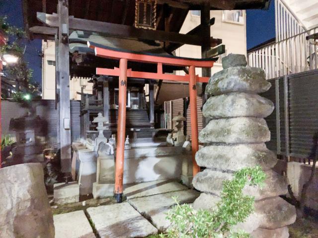 東京都豊島区西池袋2-19-7 延壽稲荷大明神の写真1