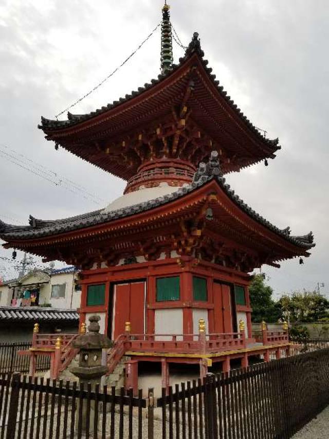 長遠寺　多宝塔の写真1