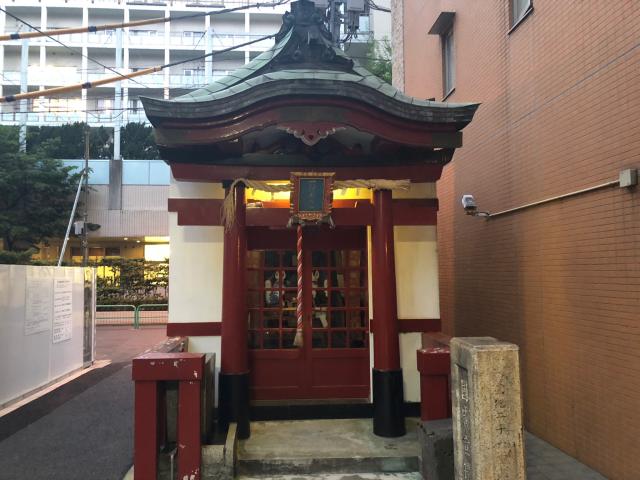 東京都千代田区神田多町2-5 一八稲荷神社の写真1
