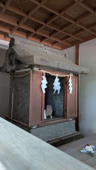 神輿神社の参拝記録(こまいぬおさん)