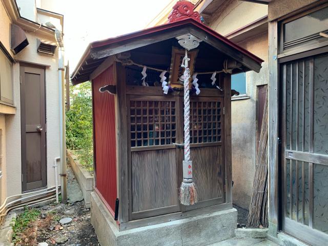 東京都品川区東大井1-18-14 駒引稲荷神社の写真1