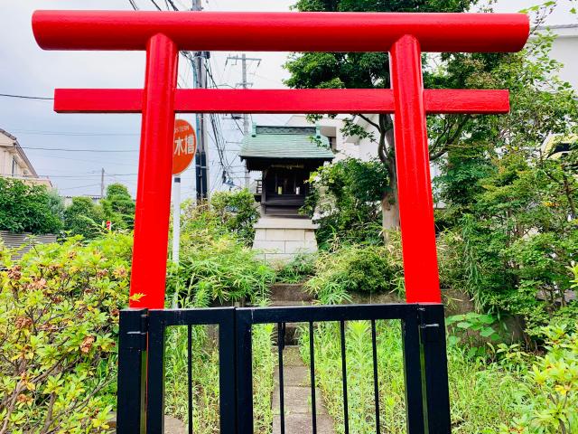 東京都練馬区上石神井2-17-7 稲荷神社の写真1